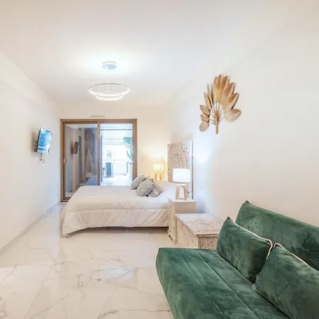 Agence Aici - Gray D'albion Apartment