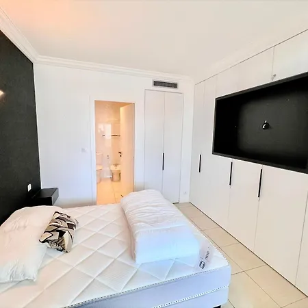 Apartment Agence Aici - Gray D'albion Cannes