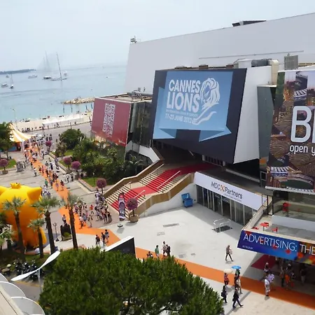 アパート アジャンス Aici グレイ ダルビオン