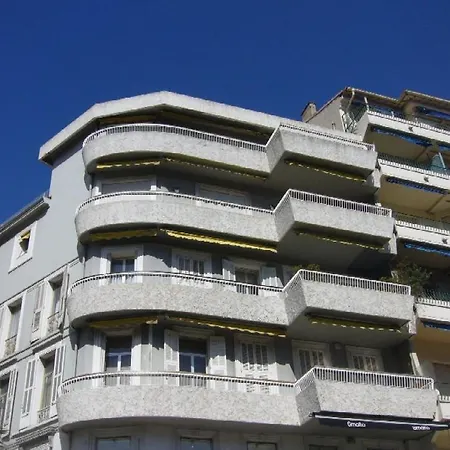 アパート アジャンス Aici グレイ ダルビオン カンヌ