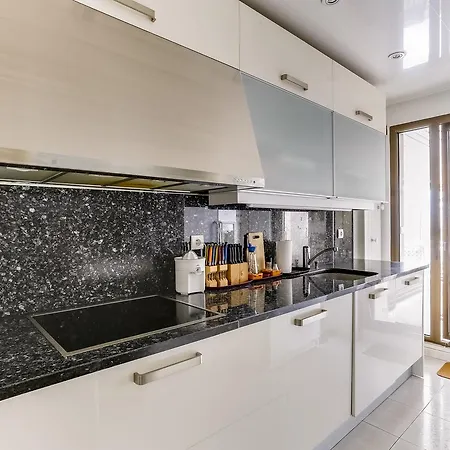 アジャンス Aici グレイ ダルビオン * カンヌ