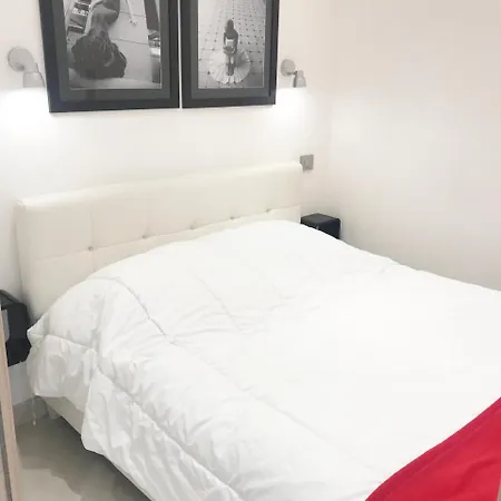 アジャンス Aici グレイ ダルビオン アパート