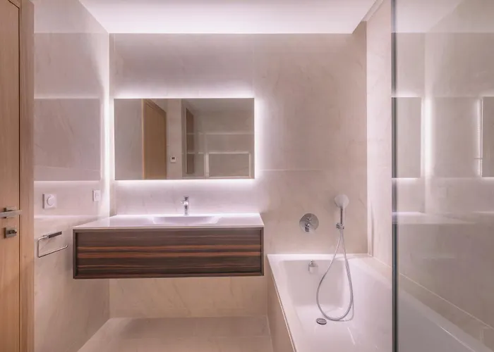 Agence Aici - Gray D'albion * Cannes