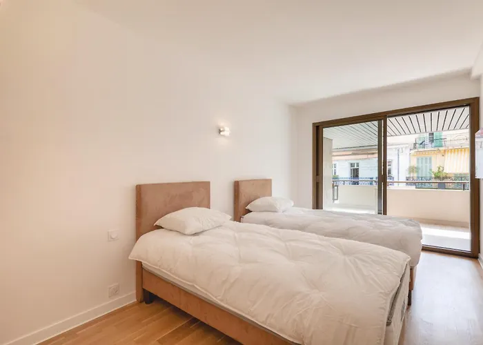 Agence Aici - Gray D'albion