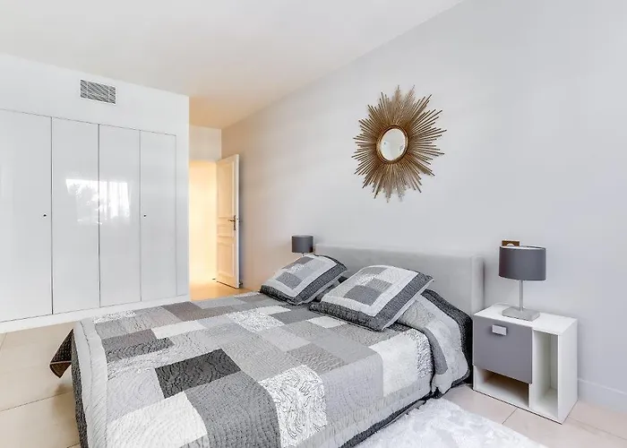 Agence Aici - Gray D'albion *