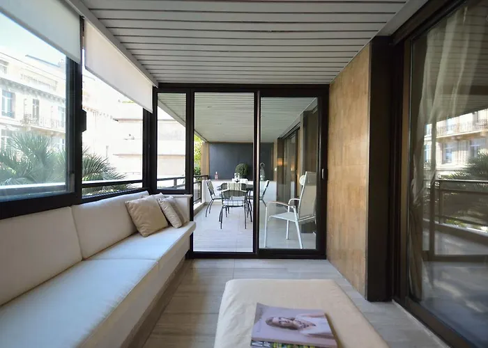 Agence Aici - Gray D'albion *