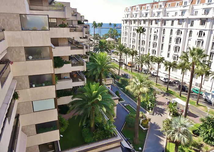 Agence Aici - Gray D'albion Lägenhet Cannes