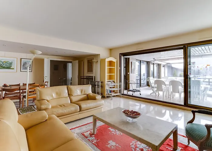 Agence Aici - Gray D'albion Cannes