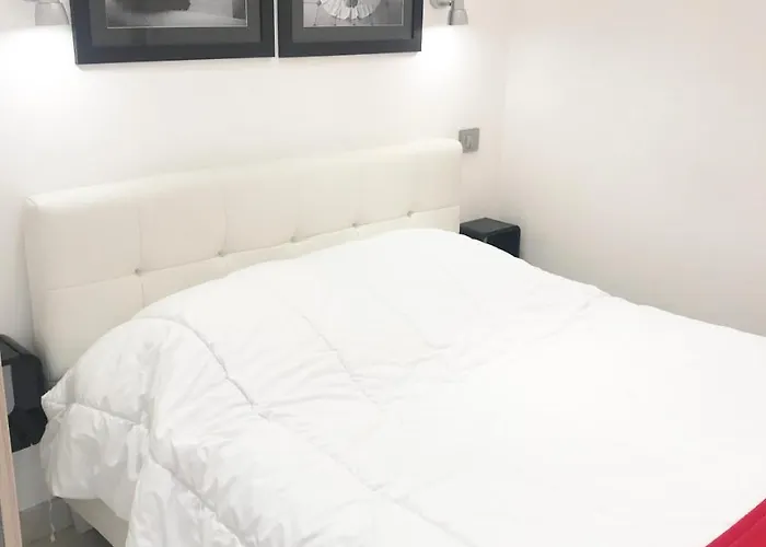 Agence Aici - Gray D'albion Lägenhet